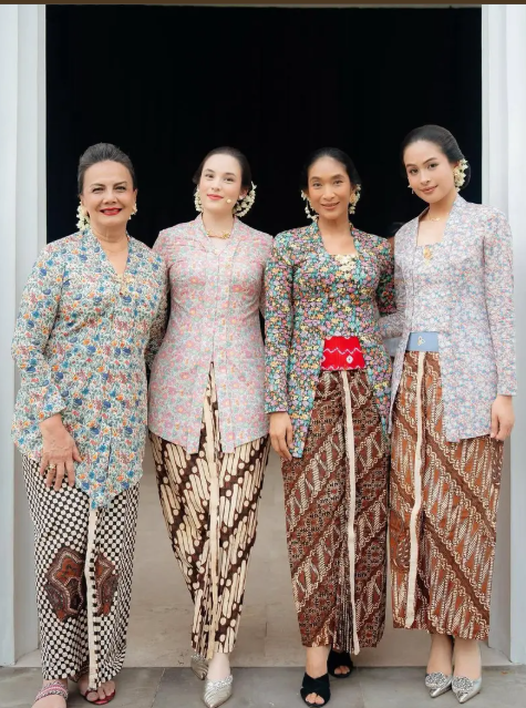 penjahit kebaya